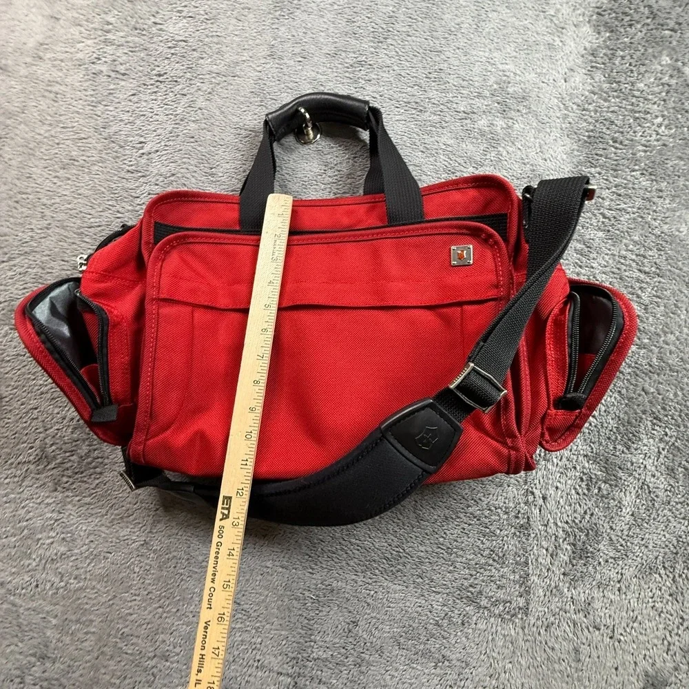 Victorinox Swiss Army Duffel Carry On Bag Red Ballistic Canvas Crossbody Bag